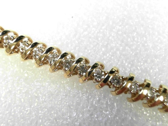 14K YELLOW GOLD MODERN DIAMOND TENNIS BRACELET, Estate