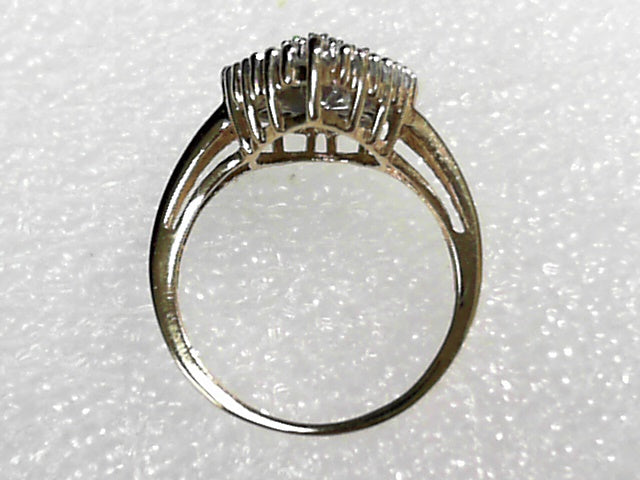 10K White Gold Diamond Cluster Ring, Estate