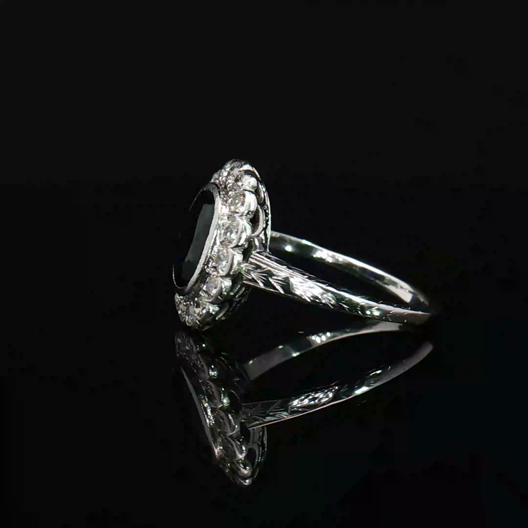 18K AND PLATINUM VINTAGE SAPPHIRE & DIAMOND RING, ESTATE