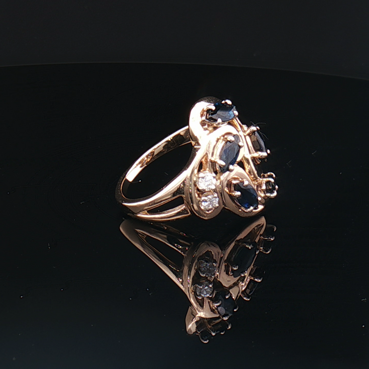 14k YELLOW GOLD SAPPHIRE AND DIAMOND RING, ESTATE