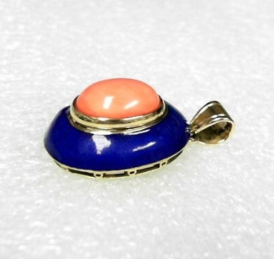 18K Yellow Gold Coral Pendant, Estate