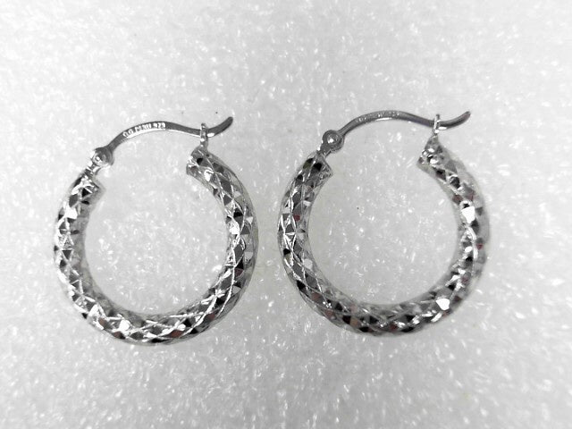 Sterling Silver 3mm Diamond-Cut Hoop Earrings, New