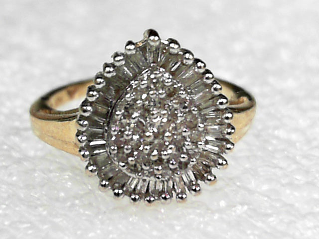 10K White Gold Diamond Cluster Ring, Estate