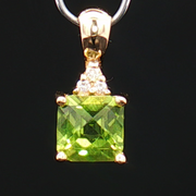 14K YELLOW GOLD PERIDOT PENDANT, ESTATE