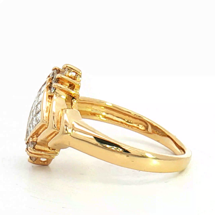 18K YELLOW GOLD INVISIBLE SET DIAMOND RING, ESTATE