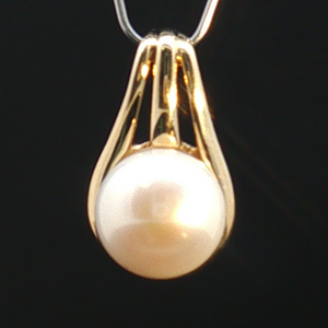 14K YELLOW GOLD PPEARL PENDANT, ESTATE