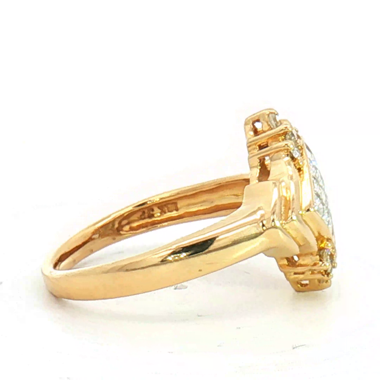 18K YELLOW GOLD INVISIBLE SET DIAMOND RING, ESTATE