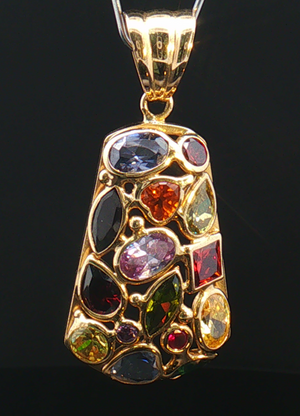 14K YELLOW GOLD MULTI-COLOR STONE MOSAIC PENDANT, ESTATE