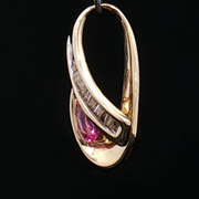 14K YELLOW GOLD PINK SAPPHIRE, ESTATE